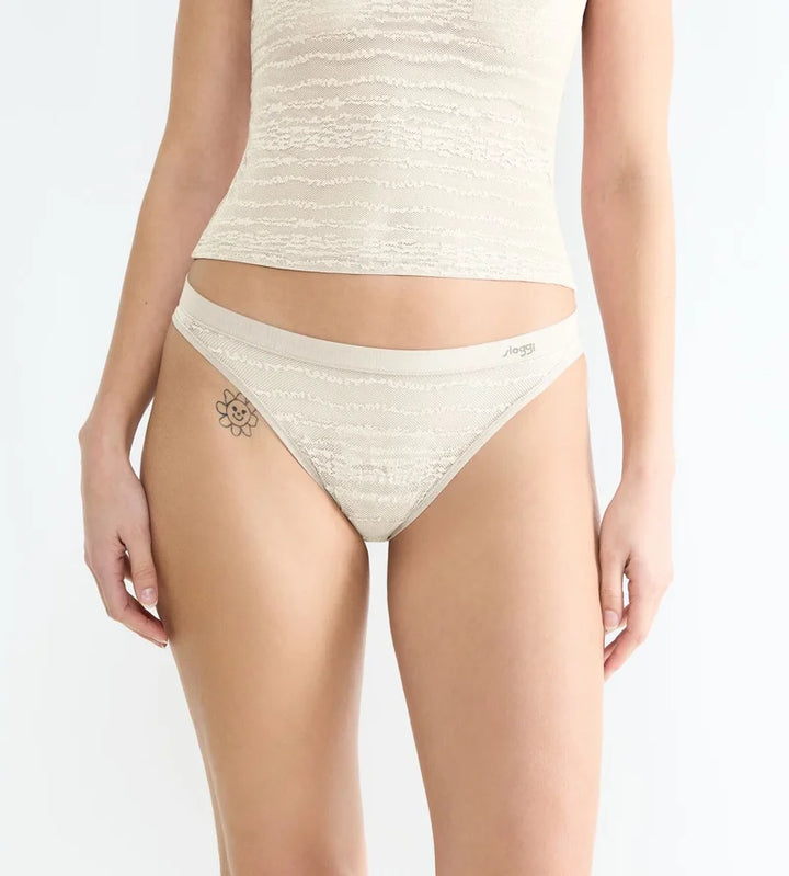 Sloggi - Free Evolve String Silk White