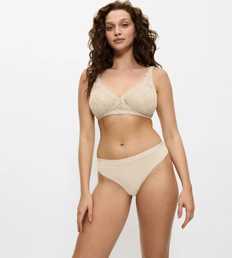 Triumph - Sense Of Modal String Creamy Dream