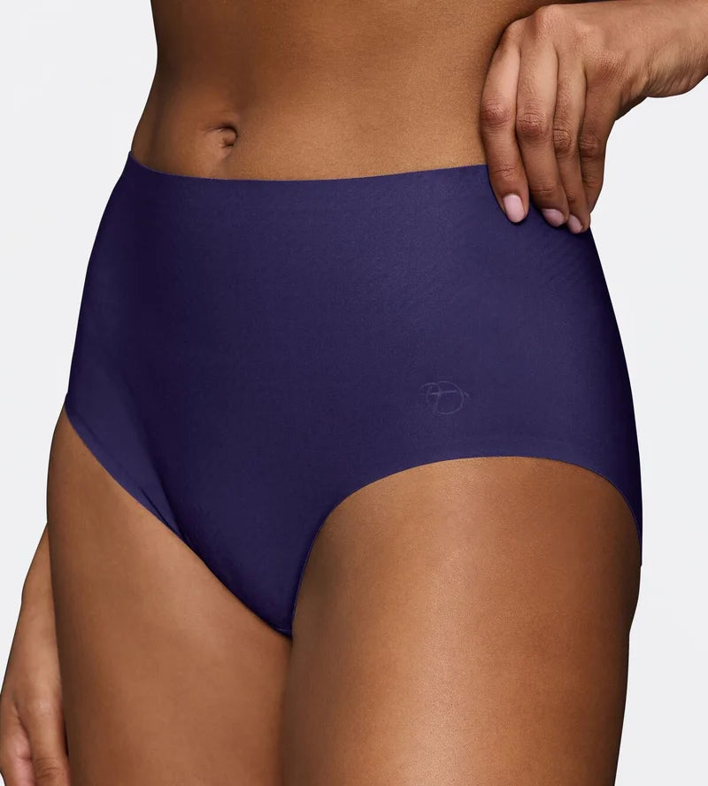 Triumph - Body Make-Up Essentials Illusion Curve Maxi Brief Prussian Blue