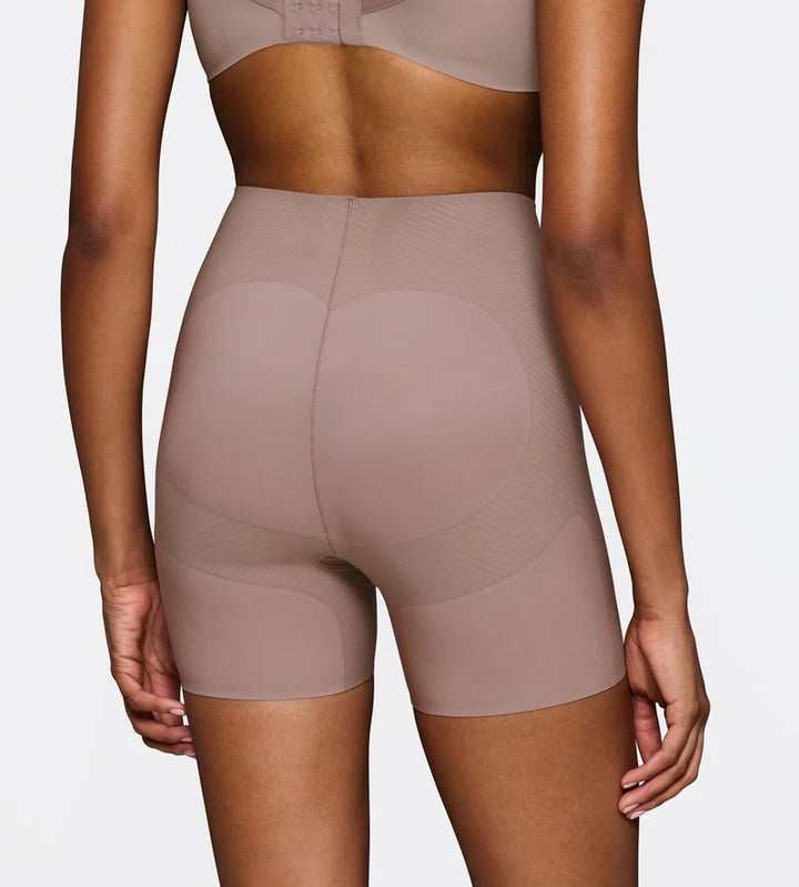 Triumph - Body Make-Up Essentials Illusion Curve High Waist Short Chocolate Mousse