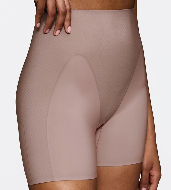 Triumph - Body Make-Up Essentials Illusion Curve High Waist Short Chocolate Mousse