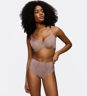 Triumph - Body Make-Up Essentials Illusion Curve Minimiser Bra Chocolate Mousse