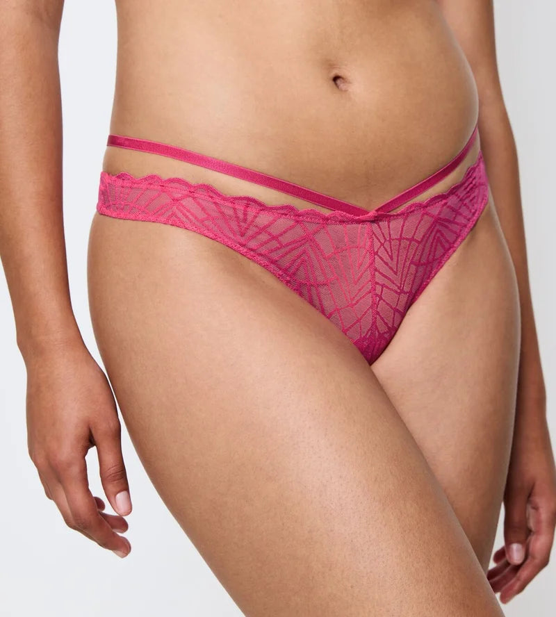 Triumph - That Night In Vegas String Flashy Pink