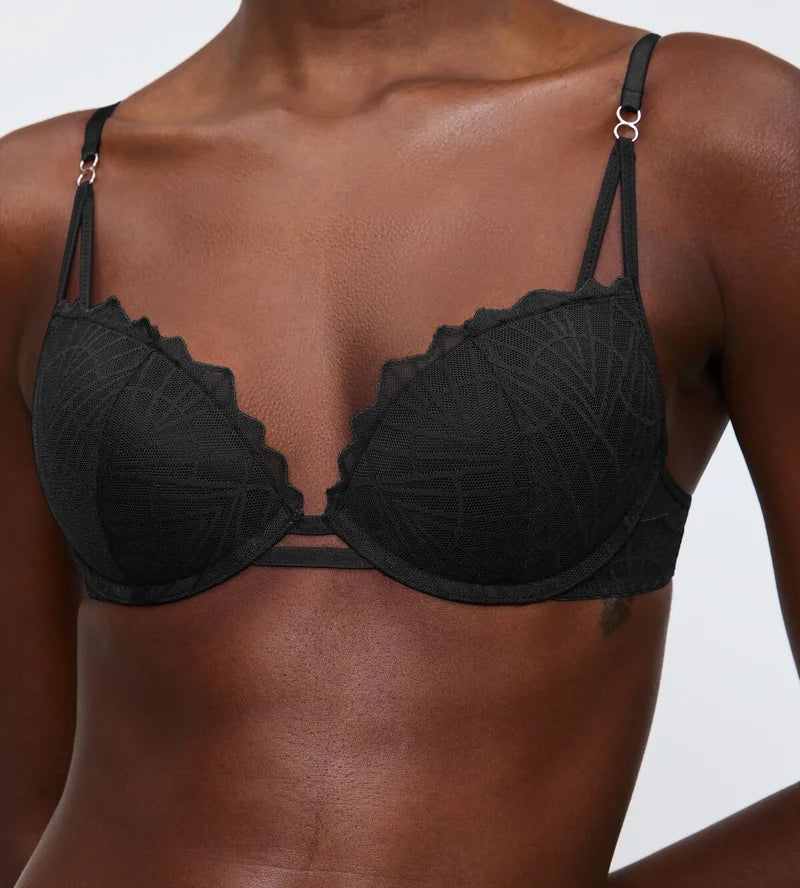Triumph - That Night In Vegas Half-Padded Bra Black