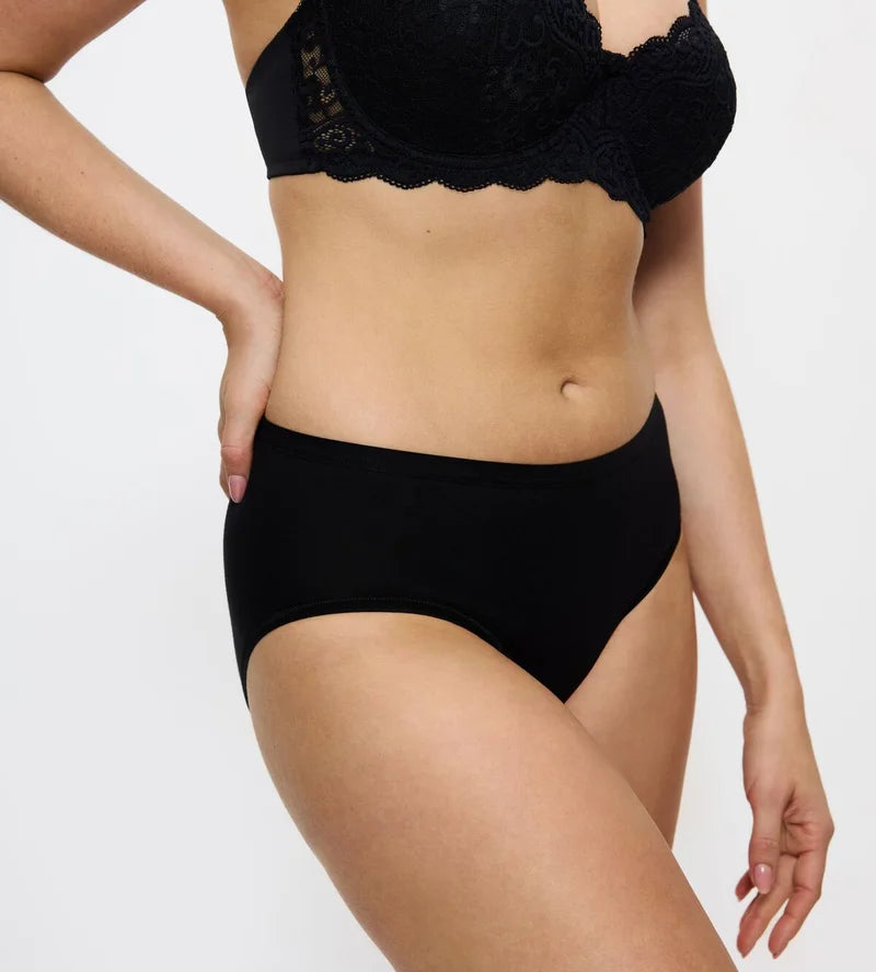 Triumph - Sense Of Cotton Midi Brief Black