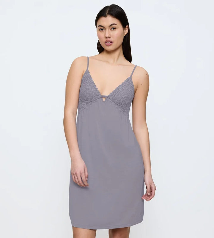 Triumph - Aura Spotlight Sleeveless Nighty Grey Shadow