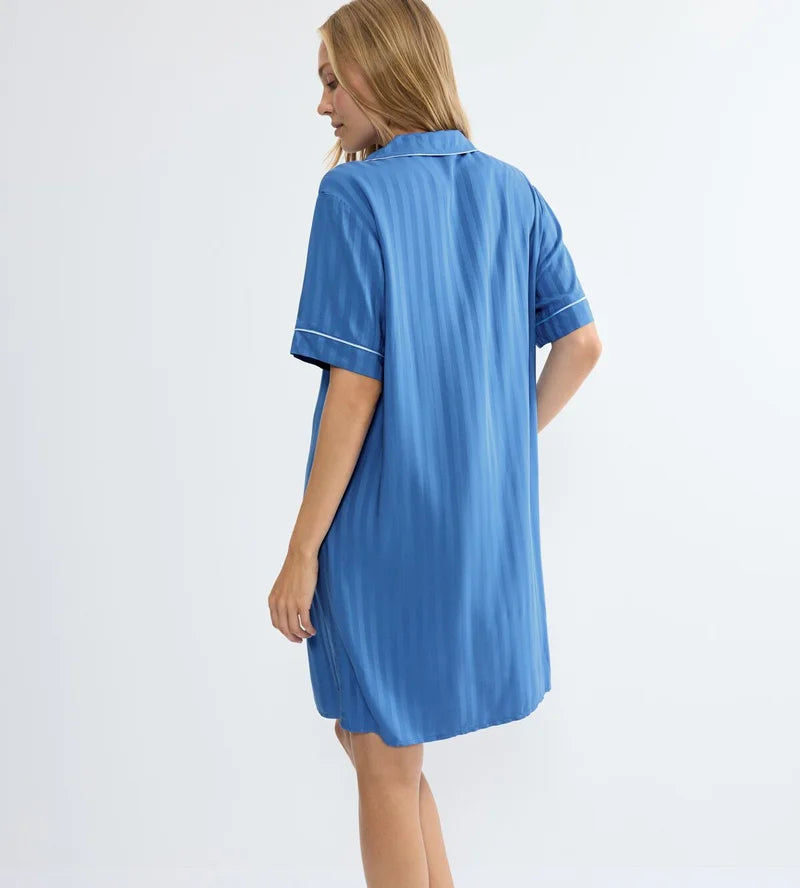 Triumph - Amourette Jacquard Short Sleeved Boyfriend Nightdress Ciel