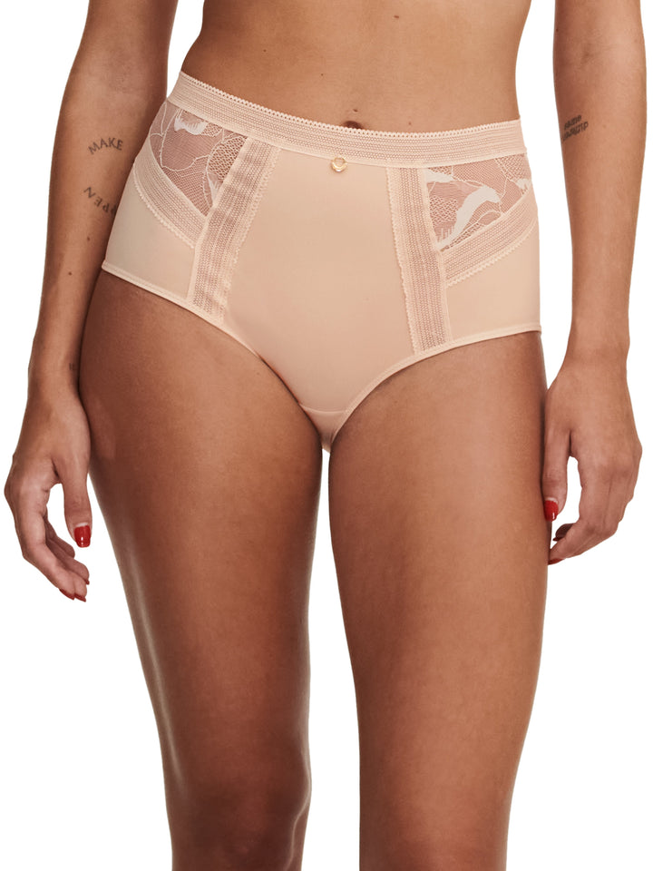 Slip intero a vita alta in vero pizzo Chantelle - Slip intero beige dorato Chantelle