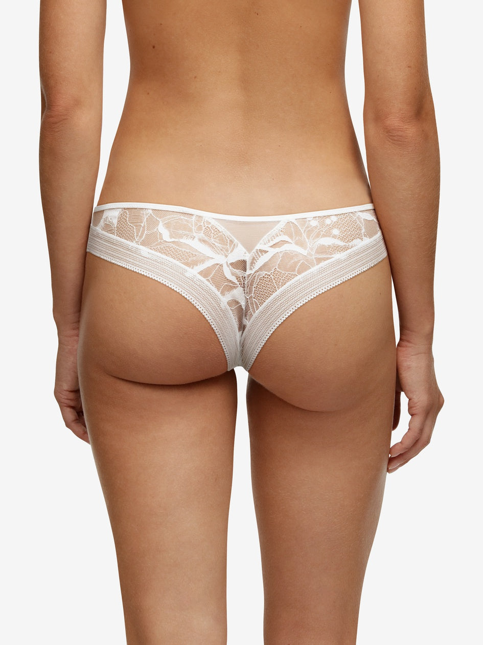 Chantelle True Lace Tanga - Milk Tanga Chantelle 