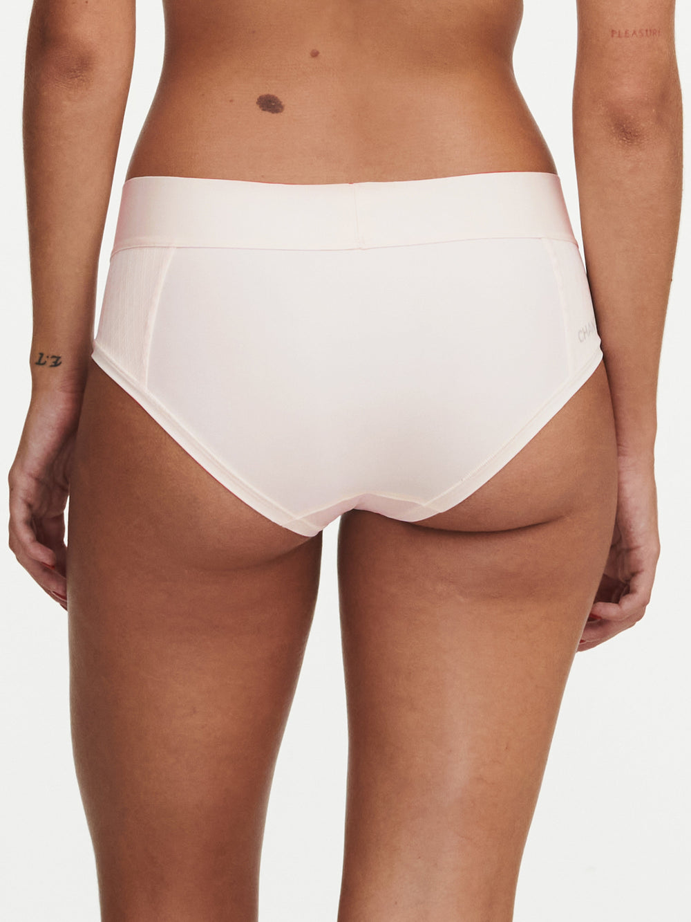 Chantelle Smooth Lines Covering Shorty - Pearl Shorty Chantelle 