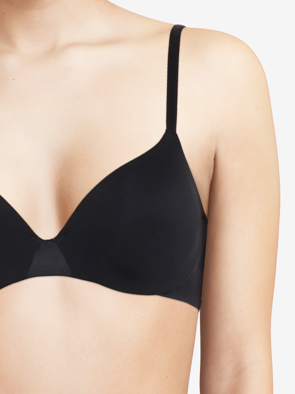 Chantelle Invisible Regina Covering T-Shirt Bra - Sujetador espaciador negro Chantelle