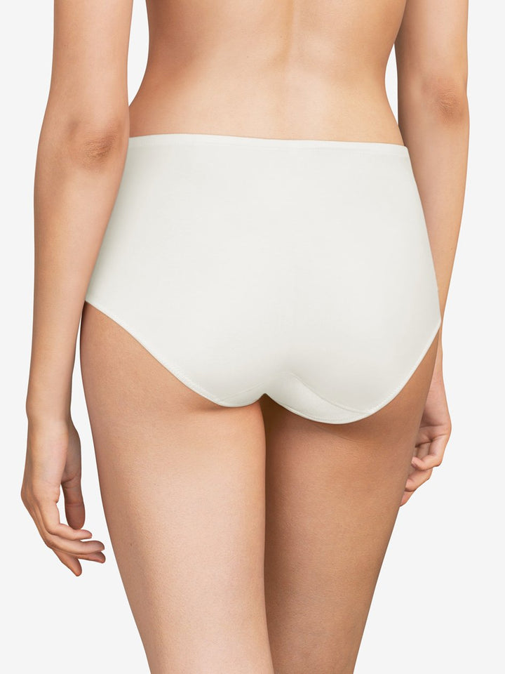 Chantelle Every Curve Sostegno a vita alta Full Brief - Milk High Slip Chantelle