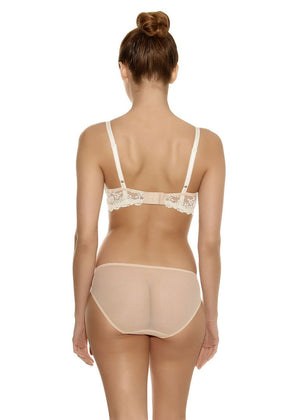 Wacoal - Embrace Lace Bikini Brief Naturally Nude / Ivory